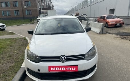 Volkswagen Polo VI (EU Market), 2010 год, 360 000 рублей, 2 фотография