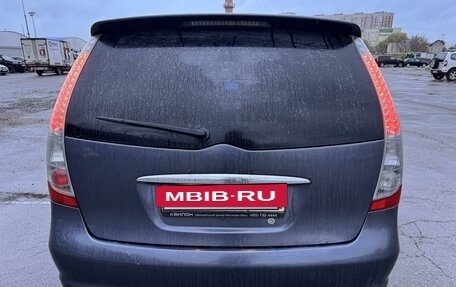 Mitsubishi Grandis, 2005 год, 600 000 рублей, 7 фотография