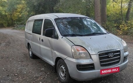 Hyundai Grand Starex Grand Starex I рестайлинг 2, 2007 год, 460 000 рублей, 2 фотография