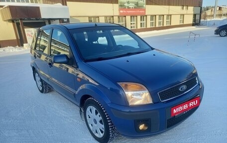 Ford Fusion I, 2008 год, 740 000 рублей, 2 фотография