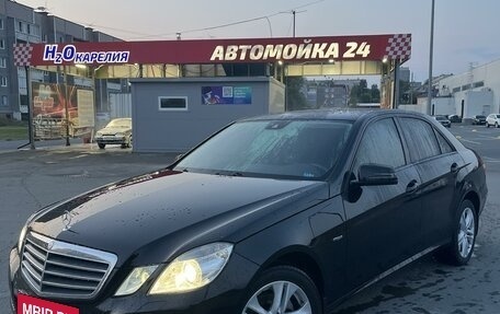 Mercedes-Benz E-Класс, 2011 год, 1 700 000 рублей, 2 фотография