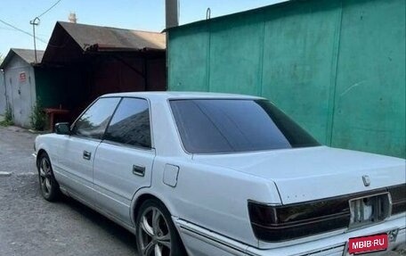 Toyota Crown, 1990 год, 360 000 рублей, 3 фотография