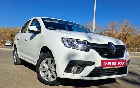 Renault Logan II, 2019 год, 985 000 рублей, 3 фотография