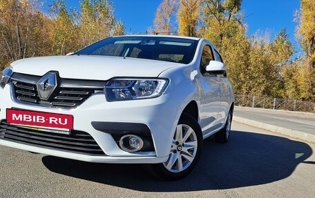 Renault Logan II, 2019 год, 985 000 рублей, 31 фотография