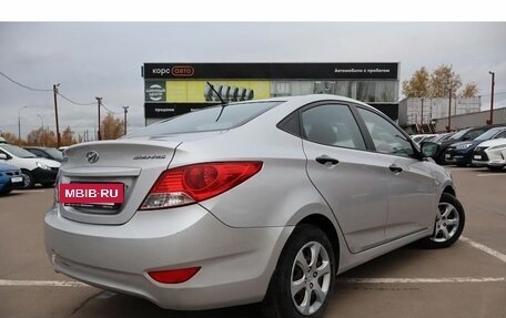 Hyundai Solaris II рестайлинг, 2014 год, 850 000 рублей, 3 фотография