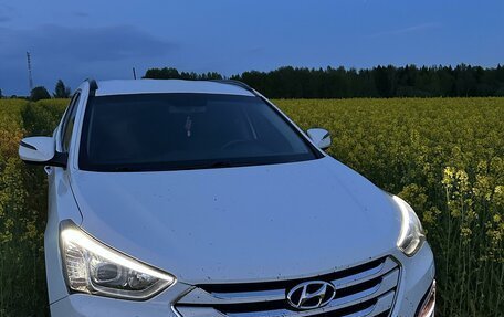 Hyundai Santa Fe III рестайлинг, 2013 год, 2 000 000 рублей, 1 фотография