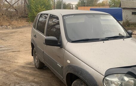 Chevrolet Niva I рестайлинг, 2011 год, 510 000 рублей, 2 фотография