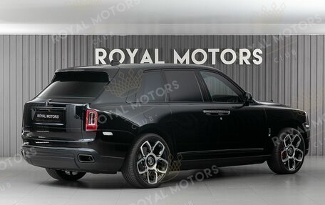 Rolls-Royce Cullinan, 2023 год, 63 990 000 рублей, 5 фотография