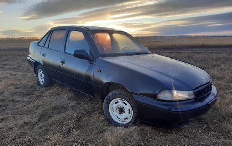 Daewoo Nexia I рестайлинг, 2002 год, 110 000 рублей, 3 фотография