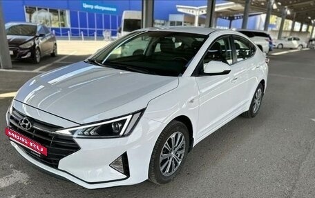 Hyundai Elantra VI рестайлинг, 2020 год, 2 200 000 рублей, 3 фотография