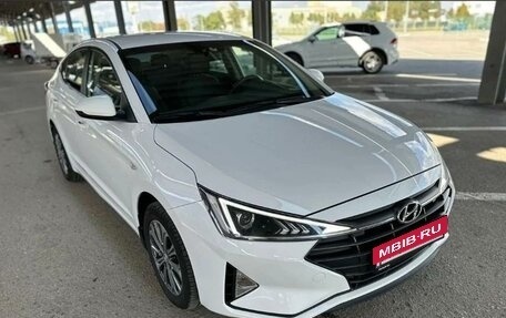 Hyundai Elantra VI рестайлинг, 2020 год, 2 200 000 рублей, 7 фотография