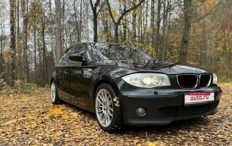 BMW 1 серия, 2006 год, 700 000 рублей, 2 фотография