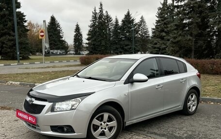 Chevrolet Cruze II, 2011 год, 785 000 рублей, 4 фотография