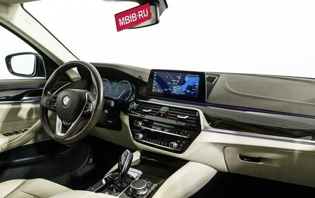 BMW 5 серия, 2016 год, 3 349 000 рублей, 9 фотография