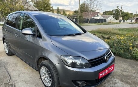 Volkswagen Golf Plus II, 2010 год, 980 000 рублей, 3 фотография