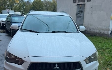 Mitsubishi Outlander III рестайлинг 3, 2012 год, 1 180 000 рублей, 1 фотография