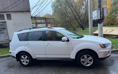 Mitsubishi Outlander III рестайлинг 3, 2012 год, 1 180 000 рублей, 2 фотография