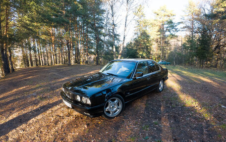 BMW 5 серия, 1988 год, 750 000 рублей, 1 фотография