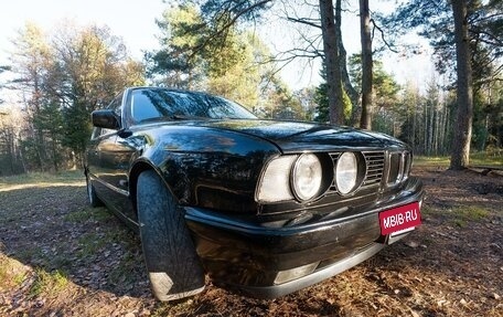 BMW 5 серия, 1988 год, 750 000 рублей, 4 фотография