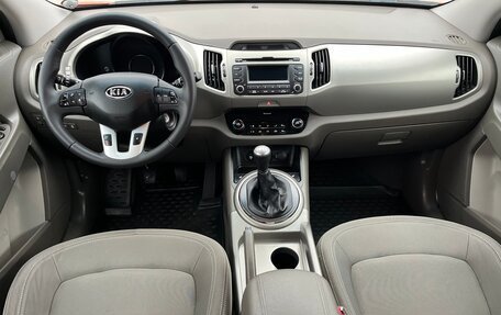 KIA Sportage III, 2012 год, 1 375 000 рублей, 26 фотография