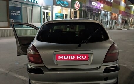 Nissan Almera, 2002 год, 240 000 рублей, 5 фотография