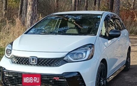 Honda Fit, 2020 год, 1 990 000 рублей, 1 фотография