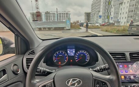 Hyundai Solaris II рестайлинг, 2015 год, 1 200 000 рублей, 10 фотография