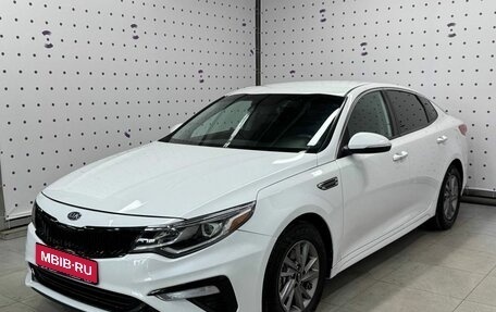 KIA Optima IV, 2018 год, 2 070 000 рублей, 1 фотография