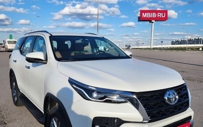 Toyota Fortuner II, 2022 год, 5 800 000 рублей, 1 фотография