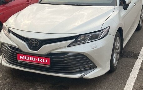 Toyota Camry, 2020 год, 3 500 000 рублей, 1 фотография