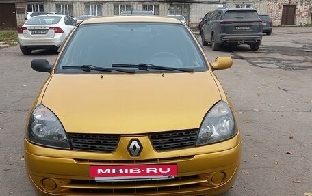 Renault Clio III, 2001 год, 249 000 рублей, 2 фотография