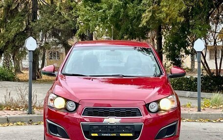 Chevrolet Aveo III, 2013 год, 870 000 рублей, 2 фотография