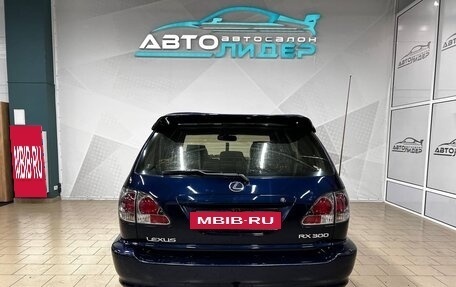 Lexus RX IV рестайлинг, 2002 год, 999 000 рублей, 3 фотография