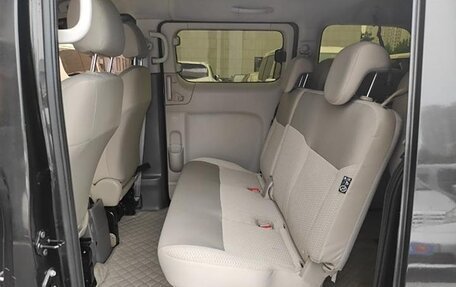 Nissan NV200, 2018 год, 2 150 000 рублей, 10 фотография