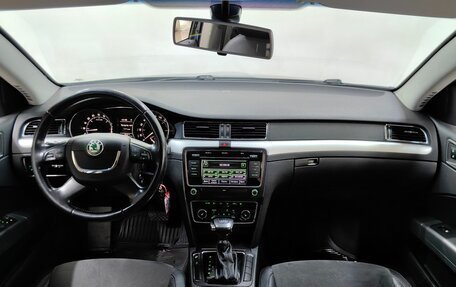 Skoda Superb III рестайлинг, 2012 год, 998 000 рублей, 6 фотография