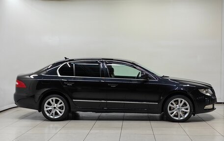 Skoda Superb III рестайлинг, 2012 год, 998 000 рублей, 5 фотография