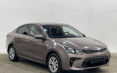 KIA Rio IV, 2018 год, 1 380 000 рублей, 3 фотография