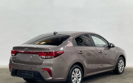 KIA Rio IV, 2018 год, 1 380 000 рублей, 5 фотография