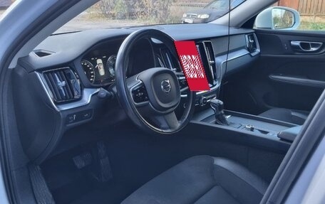 Volvo V60 Cross Country II, 2019 год, 3 050 000 рублей, 12 фотография