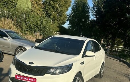 KIA Rio III рестайлинг, 2016 год, 1 200 000 рублей, 2 фотография