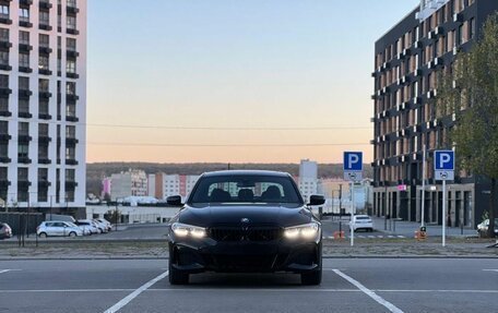 BMW 3 серия, 2019 год, 3 500 000 рублей, 3 фотография