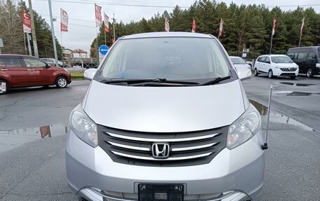 Honda Freed I, 2009 год, 1 339 000 рублей, 2 фотография