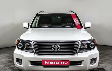 Toyota Land Cruiser 200, 2015 год, 4 298 000 рублей, 3 фотография