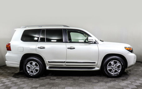 Toyota Land Cruiser 200, 2015 год, 4 298 000 рублей, 4 фотография