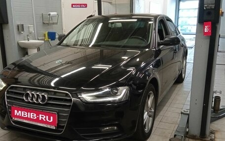 Audi A4, 2015 год, 1 338 000 рублей, 1 фотография