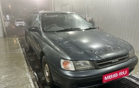 Toyota Caldina, 2001 год, 260 000 рублей, 1 фотография