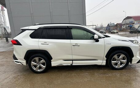 Toyota RAV4, 2019 год, 3 600 000 рублей, 4 фотография