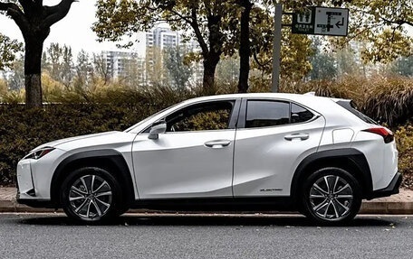 Lexus UX I, 2020 год, 2 780 000 рублей, 2 фотография