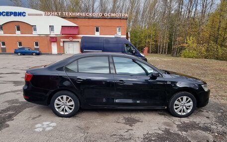 Volkswagen Jetta VI, 2013 год, 1 350 000 рублей, 4 фотография