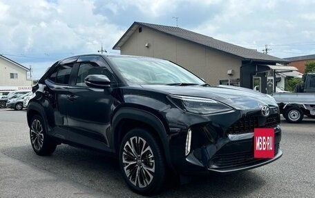 Toyota Yaris Cross, 2021 год, 1 790 000 рублей, 3 фотография